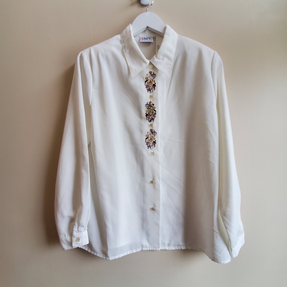 Vintage Cream Button-Down Blouse with Embroidered Front Accents